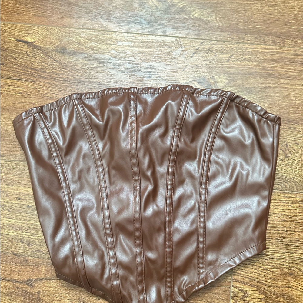 Brown Corset 🫶🏽🎀🫶🏽 Perfect for a night out!